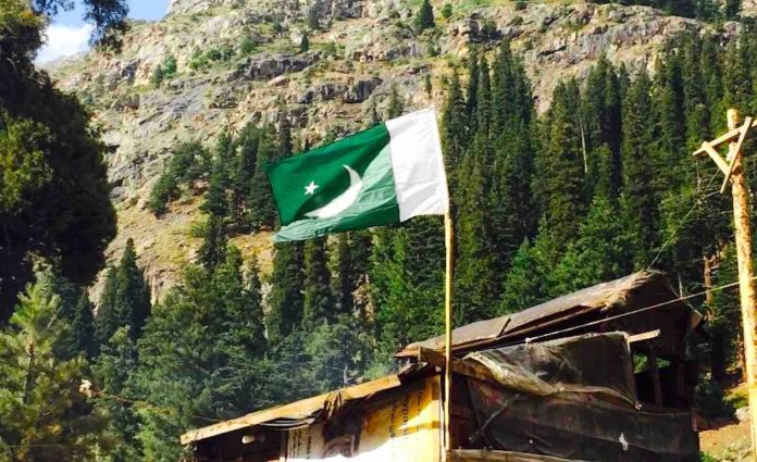 Pakistani Flag-CC Mehak wajid ali via Wikipedia