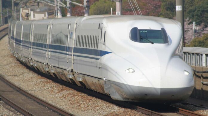 shinkansen_N700_series_Z28-CC-Mitsuki-2368
