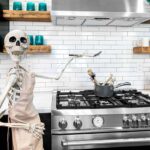 Real Estate Agent Uses Hilariously Posed 12-Foot Skeletons to Fill Her Properties for Halloween (LOOK)