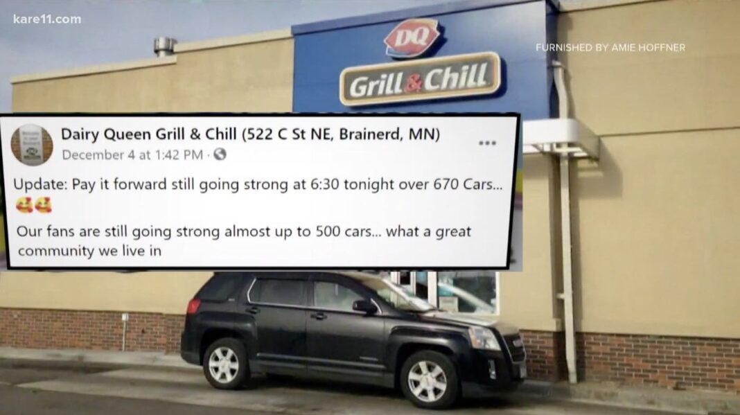 Chain Reaction of Kindness Involved Over 900 Vehicles Driving Through a