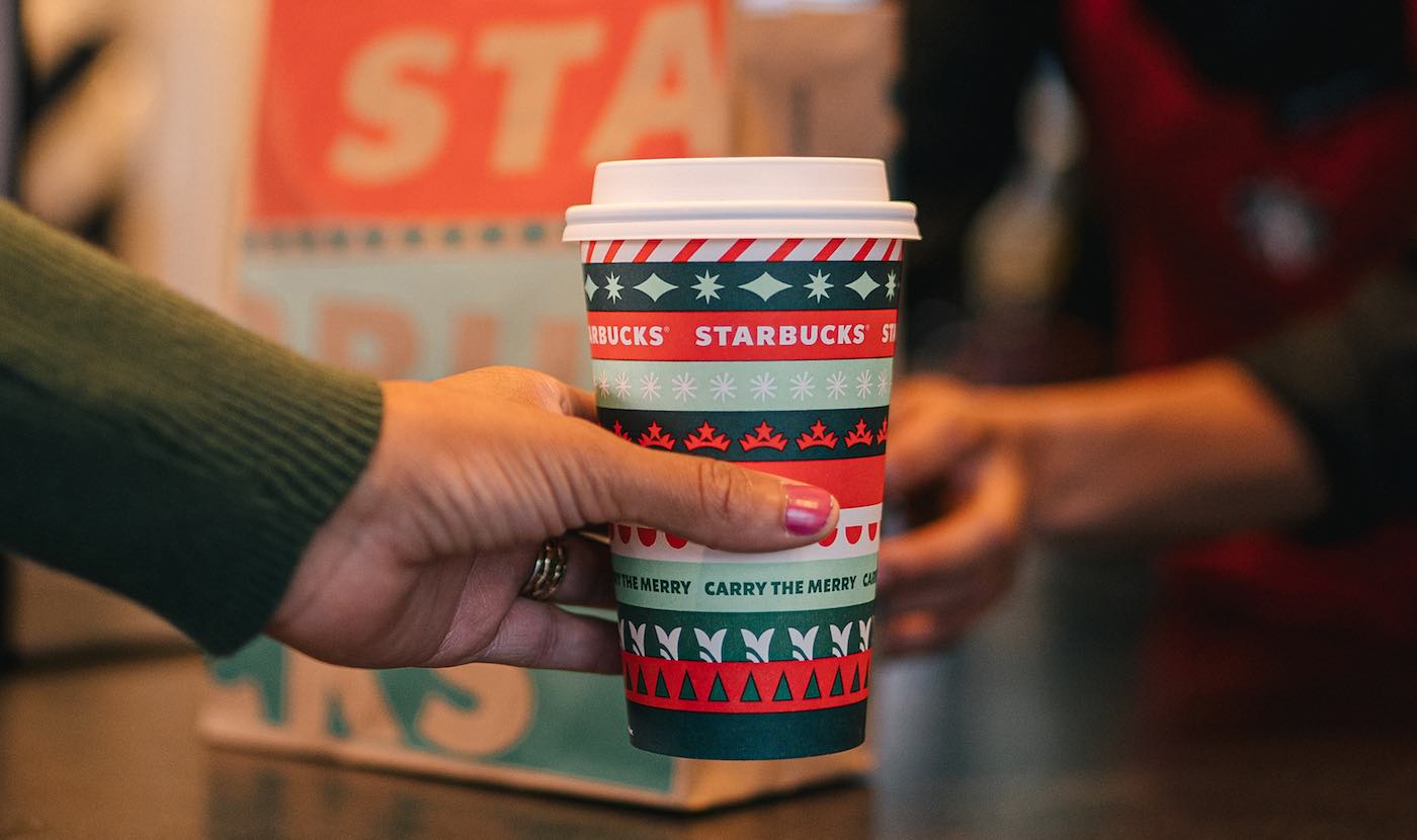 starbucks-is-giving-free-coffee-to-frontline-responders-in-december-including-mental-health-dental-janitorial-staffs