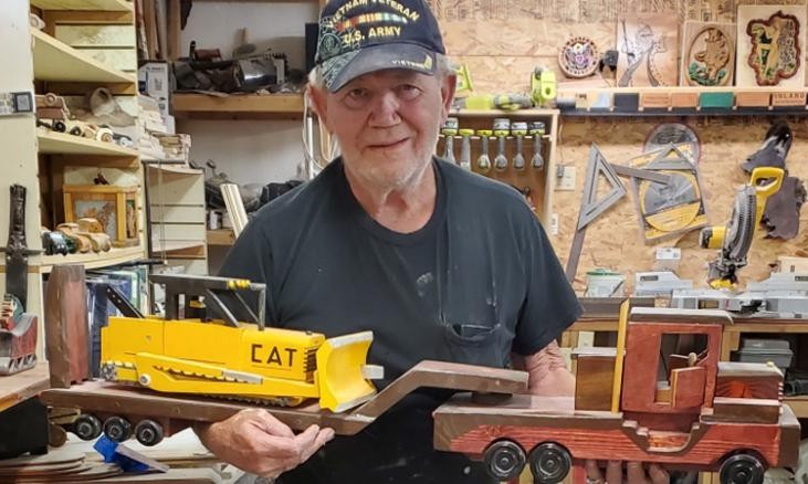 Retired Couple Makes 1,400 Gorgeous Wooden Toys for Kids in Need at  Christmas: 'People need hope'