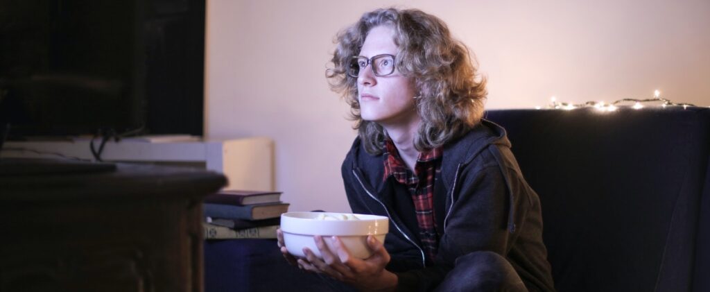 You Shouldn’t Eat Late at Night: Here’s Why and How You Can Avoid it