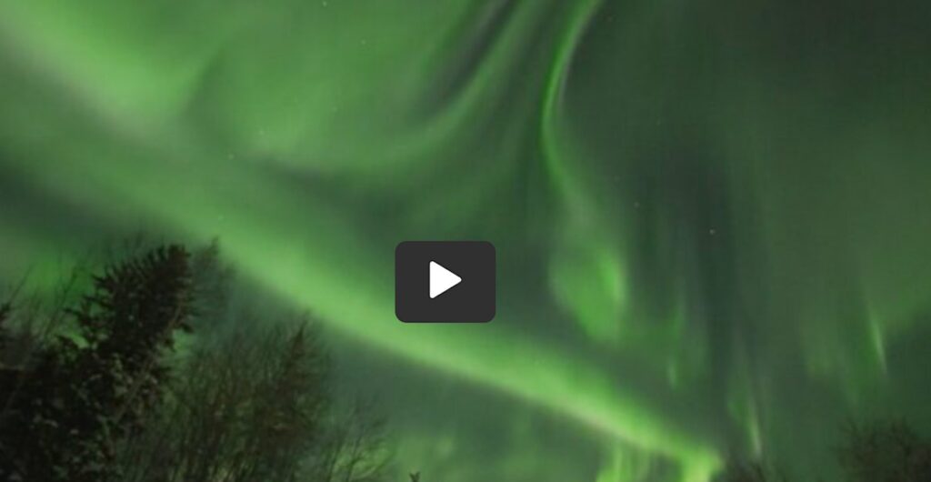 Jaw-Dropping Footage of Northern Lights Pulsing Across Entire Canadian Sky–With Southern Lights, Too