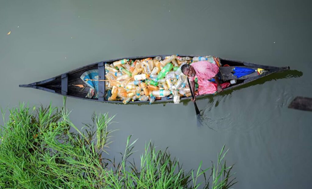 Photo of Paralyzed Man Cleaning Plastic From India River Goes Viral –And He’s Showered With Gifts to Better His Life