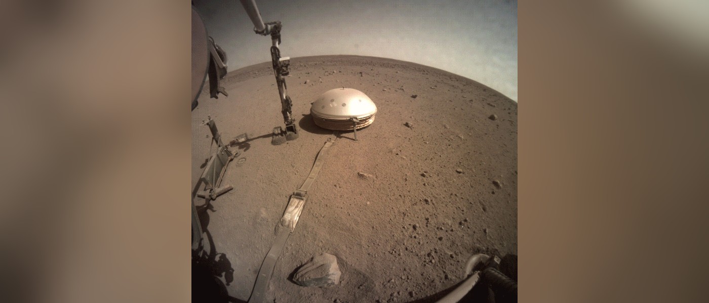 NASA Measures Interior of Mars for the First time, Revealing Huge ...