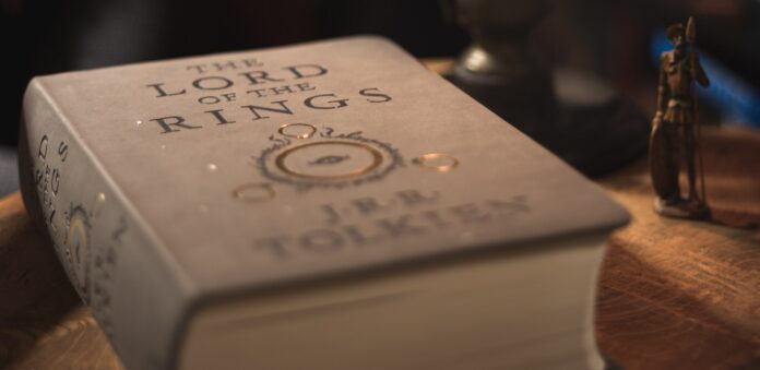 lord of the rings book fantasy candlelight pexels-vincent-ma-janssen-public domain