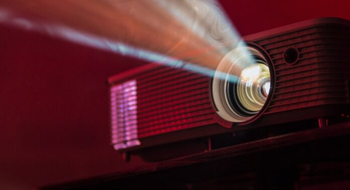 movie slide projector-pubdomain-Alex Litvin