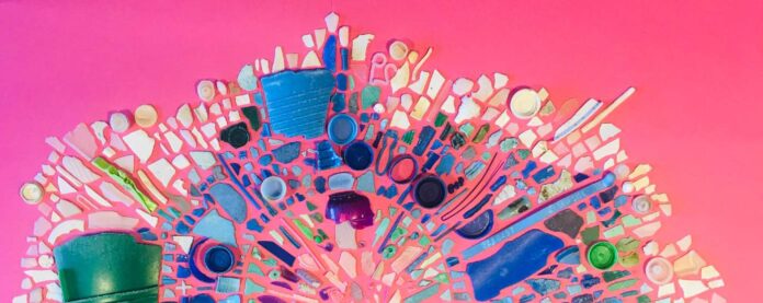 plastic waste trash litter dan-lewis-ZAETpF4MThg-unsplash public domain