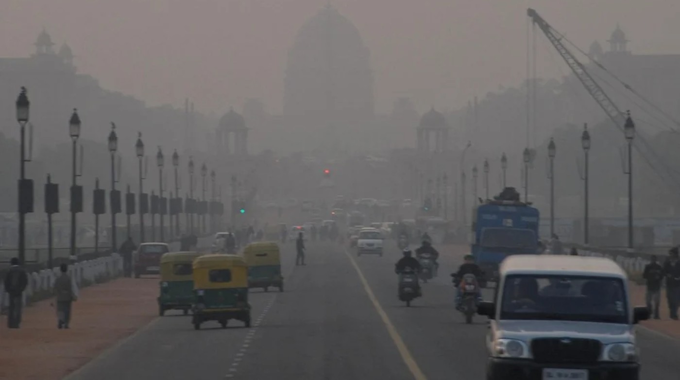 Semprotan Bakteri Sederhana Dapat Mengatasi Polusi Udara India dan Juga Memperkaya Petani Lokal
