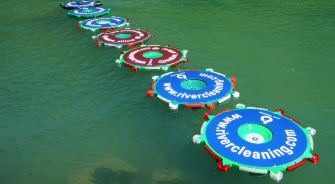 Orang Italia Inovatif Ciptakan Pembersih Sungai Yang Mengambil Sampah Menggunakan Arus Air