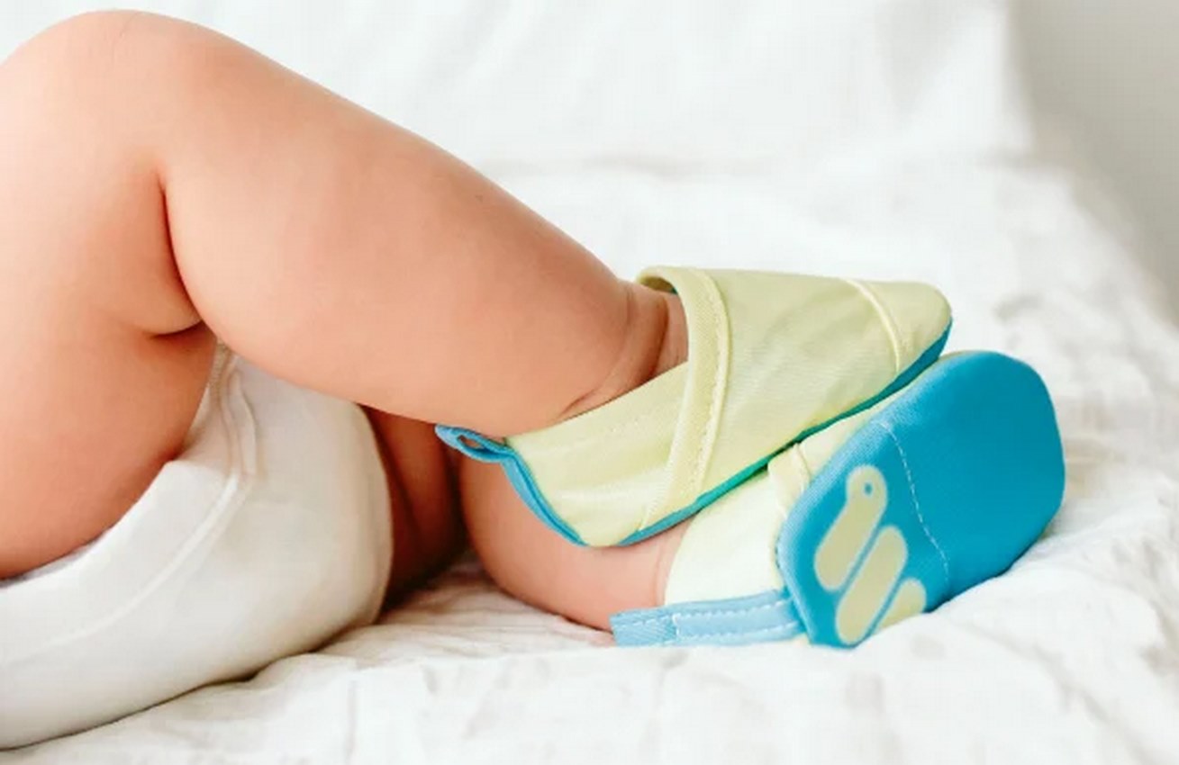 Sepatu Bayi Ini Larut Dalam Air Setelah Bayi Anda Bertambah Besar, Menghemat Ruang di Tempat Pembuangan Akhir