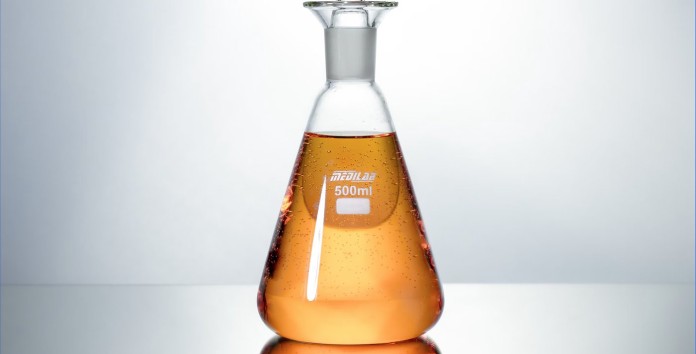 beaker of liquid chemical chemistry-pubdomain Raghav Bhasin