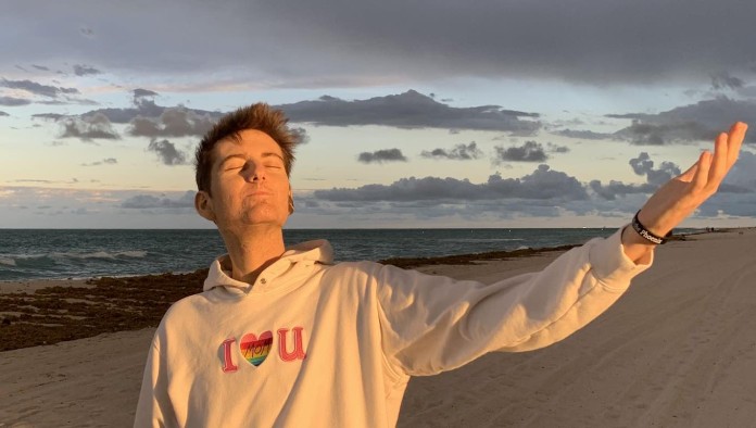 Michael Cramer youth on beach overcomes cancer-family pic via SWNS