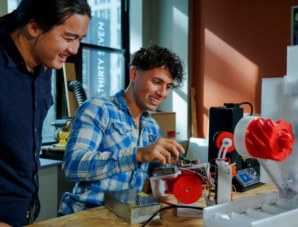 Machine Recycles Plastic Bottles into 3D Printer Filament–And the Design was Released, Instead of Patented