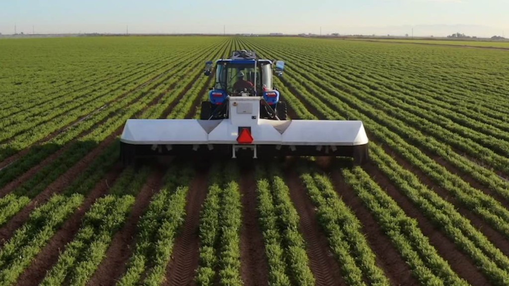 Un robot agrícola de gran precisión puede tratar 500 000 plantas por hora con una reducción del 95 % en los aerosoles químicos