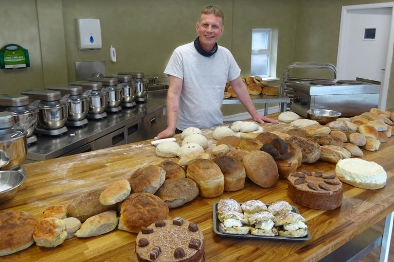 Back to basics: wood-fired oven shields French baker from soaring energy  costs