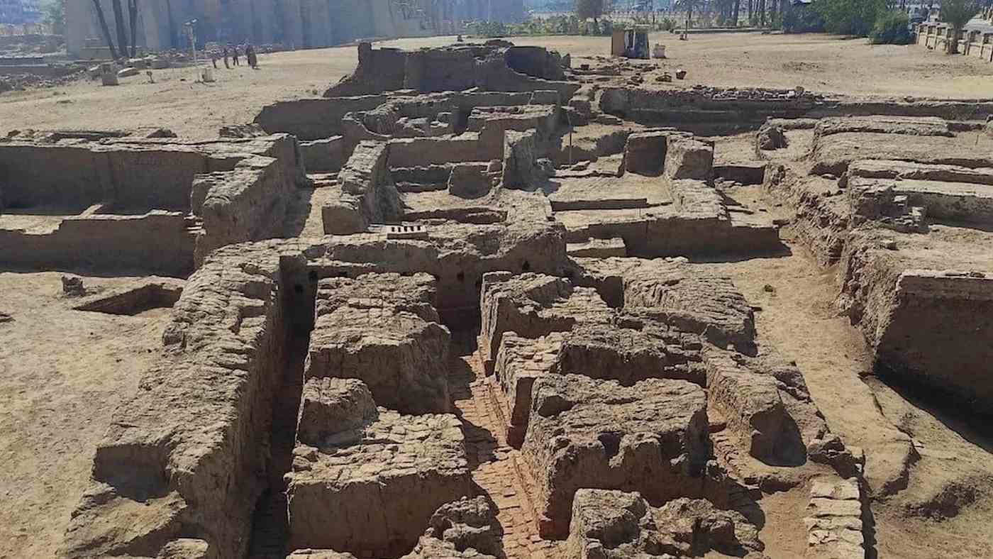 Para Arkeolog Mengungkap ‘Kota Romawi Lengkap’ Dari 1.800 Tahun Lalu di Luxor – Termasuk Menara Merpati