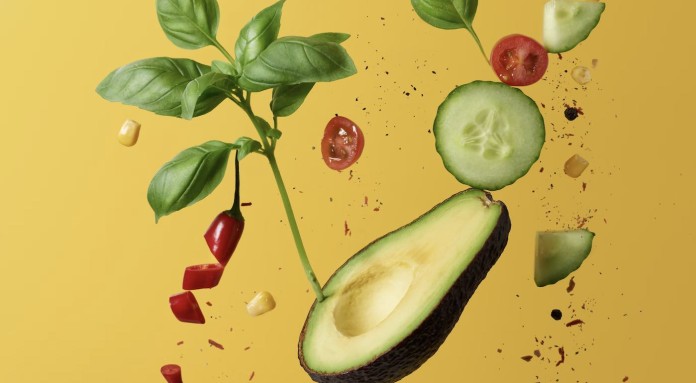 avocado basil tomatoes-pubdomain-Tangerine Newt