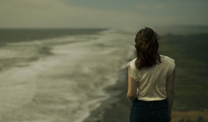 sad lonely-woman choice change future pubdomain Jonatán Becerra