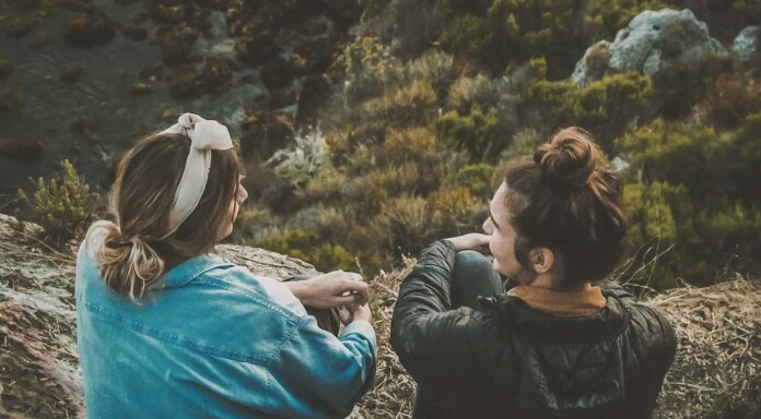 girlfriends sisters talking relationship-pubdomain Tim Mossholder