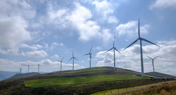 Irish wind turbines - David de la Iglesia Villar, marked CC License.