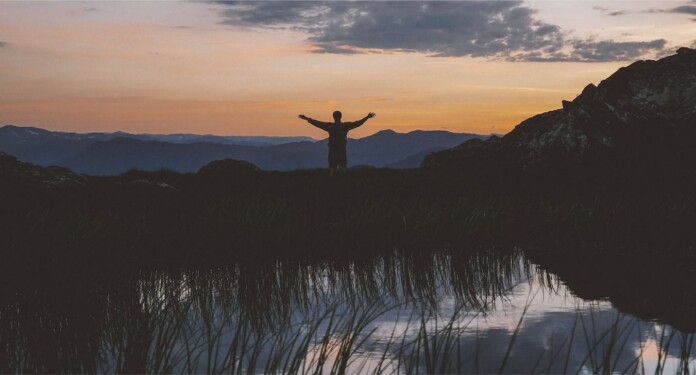 alive success future-pubdomain Knut Troim