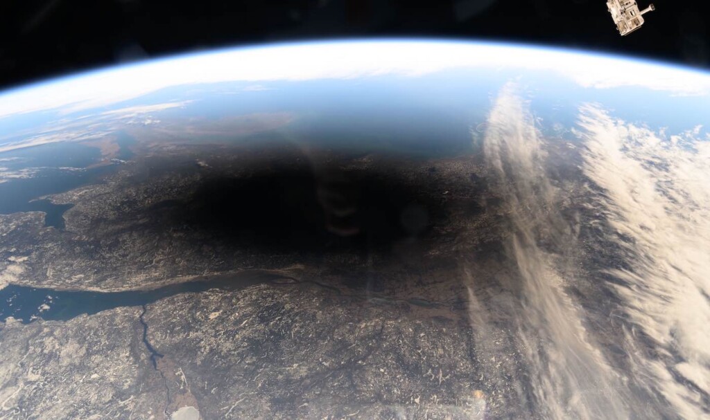 Iss Crew Sees Solar Eclipse Shadow Featured Nasa Iss