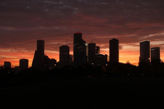 The Houston Skyline Darkend Tendenci Cc 3.0