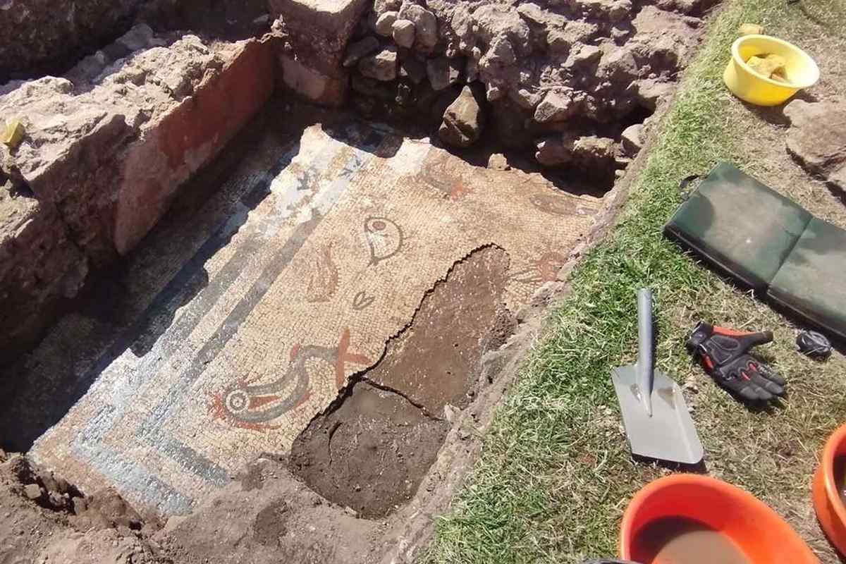 2,000-Year-old Roman Mosaic Decorated with Sea Creatures Discovered in England