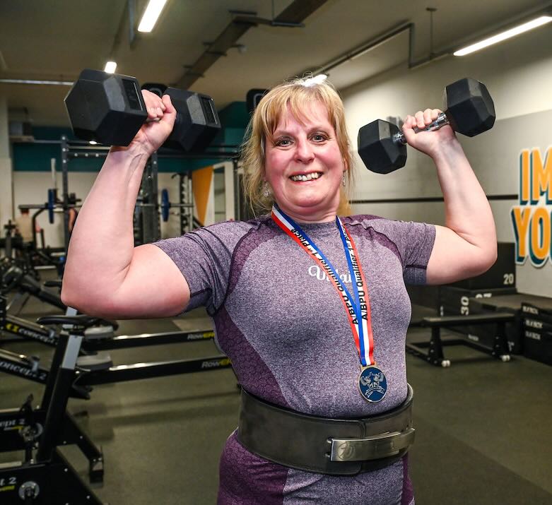 Britain&rsquo;s Strongest Grandmother Breaks 4 World Records Just Months After Taking Up Powerlifting
