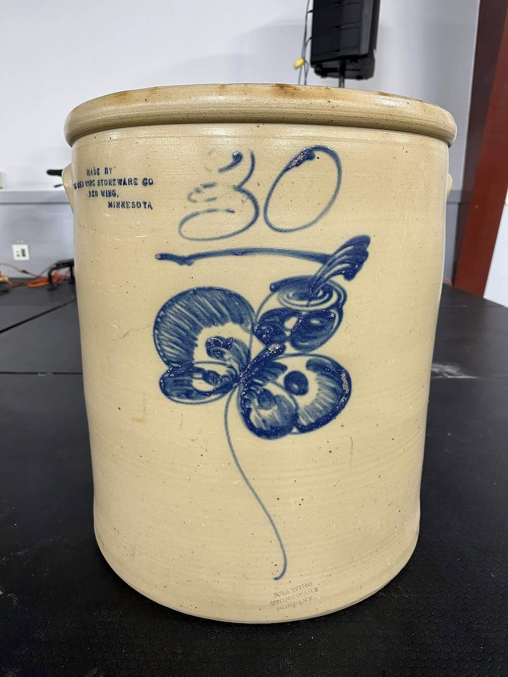 Photo for the article Crock Sitting on Her Porch for 40 Years Fetches $32k After She Hoped for $100 on her Birthday