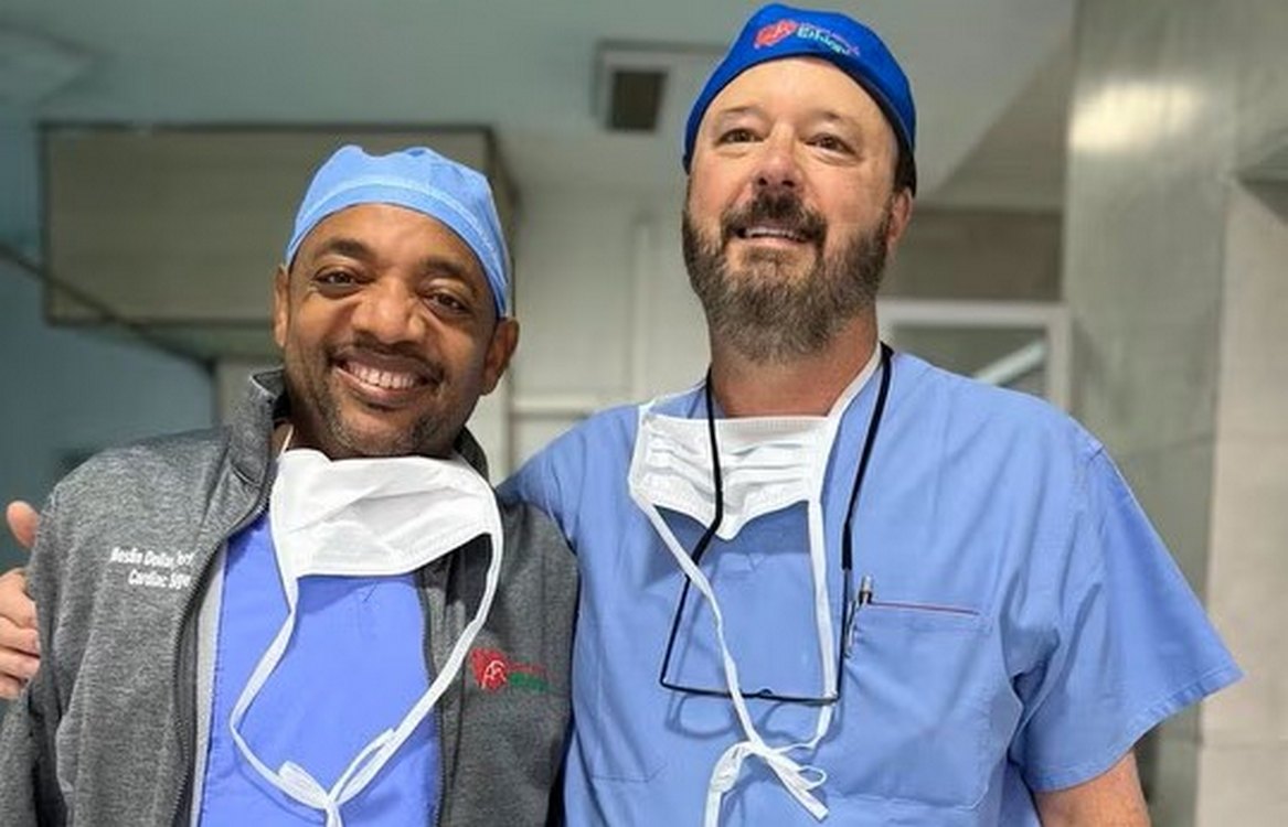 A Surgeon Saved His Life as a Teenage Immigrant. Now They Operate Together for Charity in Ethiopia