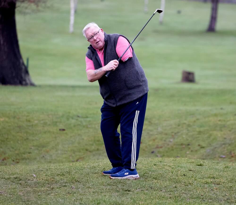 Photo for the article One Armed Golfer Gets Hole-in-One After Learning the Game Since His Accident: ‘Golf Gave me the Will to Live’