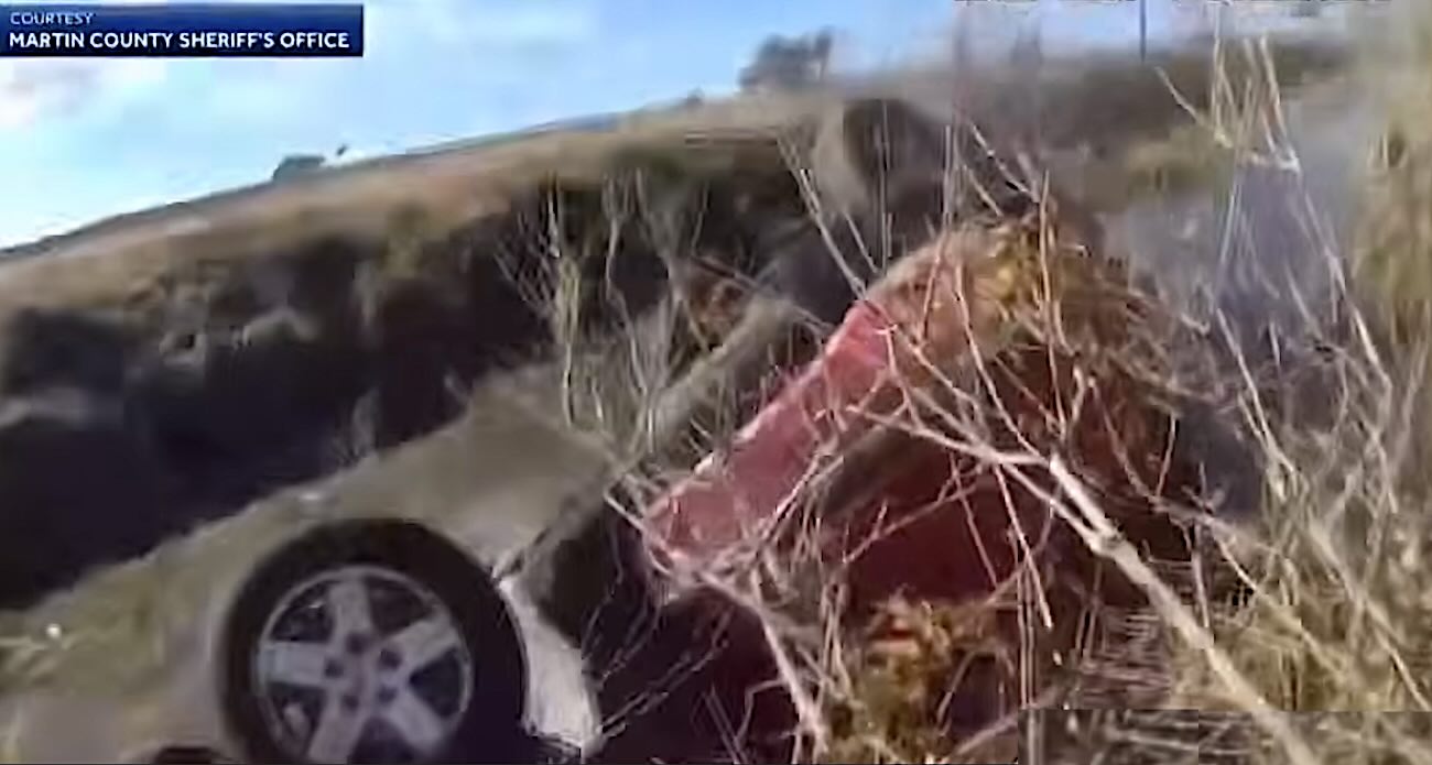 Hero Stranger Rescues Mom and 3 Kids After Car Flips into Canal Waters: ‘Nobody was around’