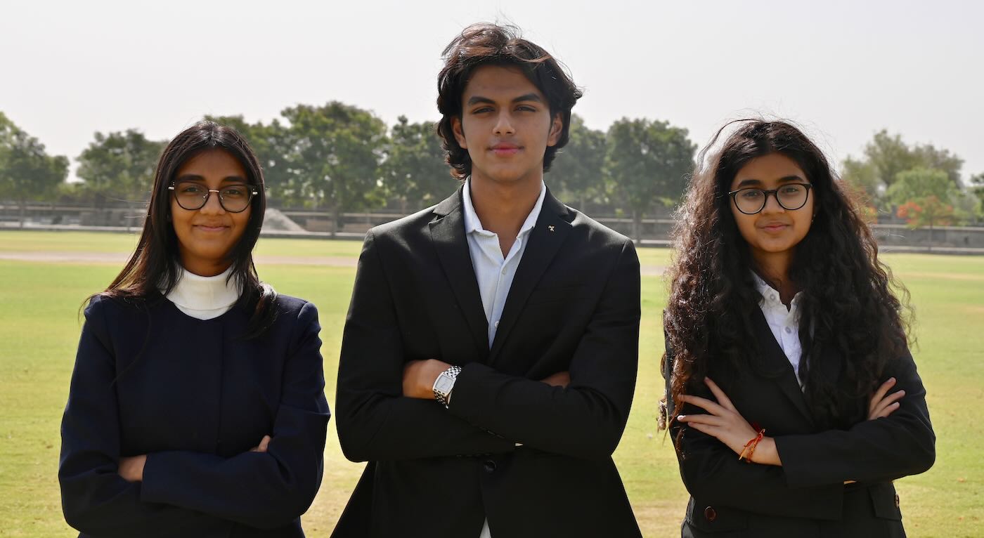 3 Teens Win Earth Prize for Asia Inventing Tamarind Powder That Easily Removes Microplastics