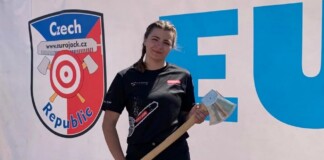 Czech Woman Hacks Her Way into the Record Books at World Lumberjack Games in Wisconsin