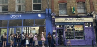 Daughter Saves Dad’s Struggling Shoe Shop With TikTok Appeal—And Customer Lines Out the Door