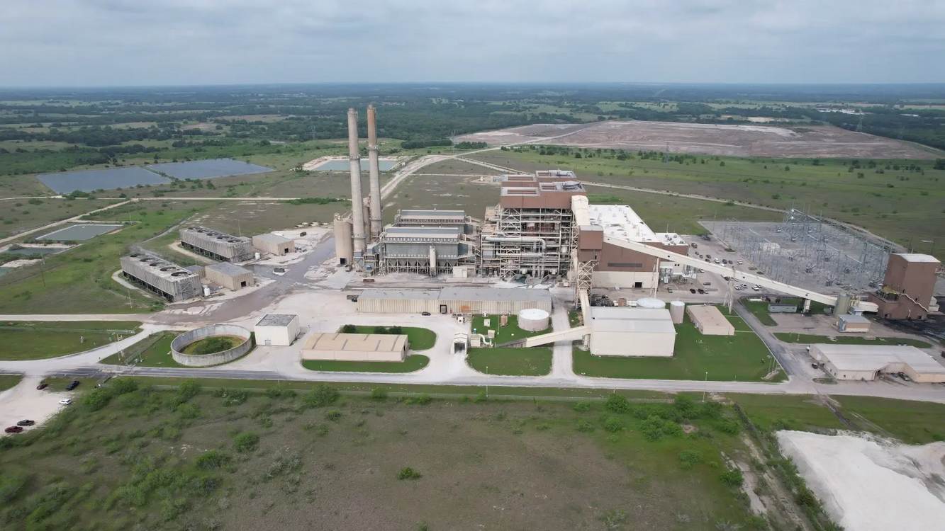 goodnewsnetwork.org - Andy Corbley - Firm Buys Texas Coal Plant to Leverage its Grid Connections for New Massive Solar Project