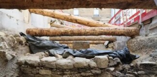 This Stone Wall Seems to Have Finally Settled Debate About The Town That Became Paris