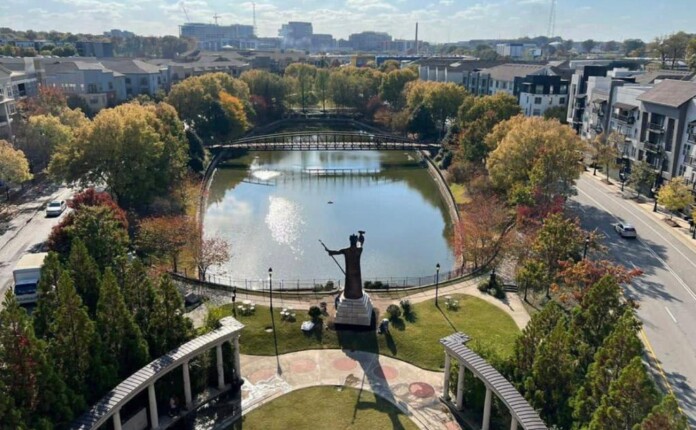 Cyrus Statue in Pardis Park - courtesy of Rostam Zafari